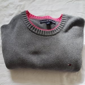 Tommy Hilfiger sweater size Large